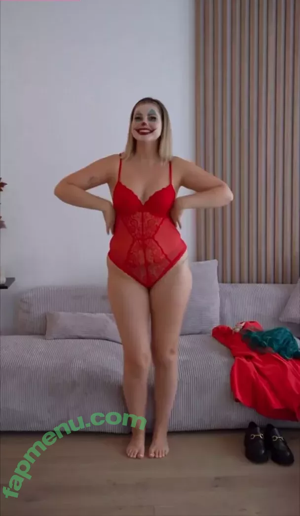 Maren Wolf nude photo #1184 (jellwolffree / marenwolf)