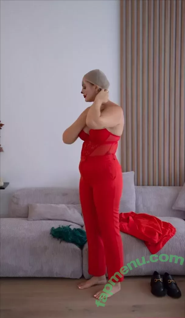 Maren Wolf nude photo #1191 (jellwolffree / marenwolf)