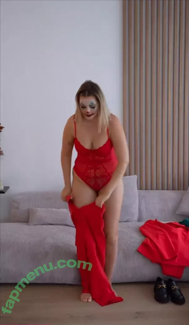 Maren Wolf nude photo #1198 (jellwolffree / marenwolf)