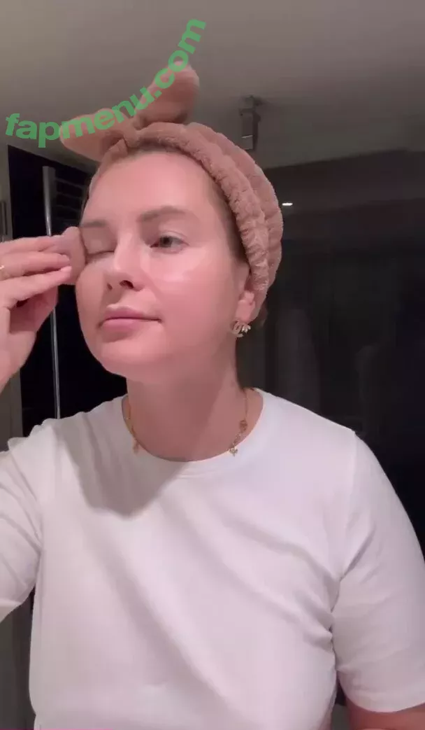 Maren Wolf nude photo #1199 (jellwolffree / marenwolf)