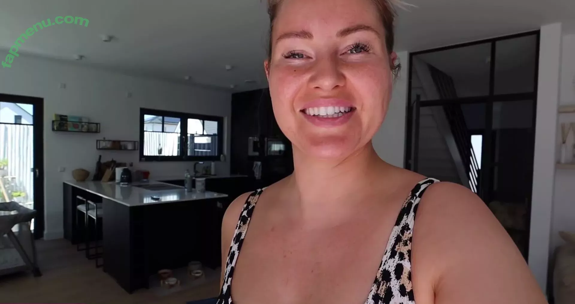 Maren Wolf nude photo #1258 (jellwolffree / marenwolf)