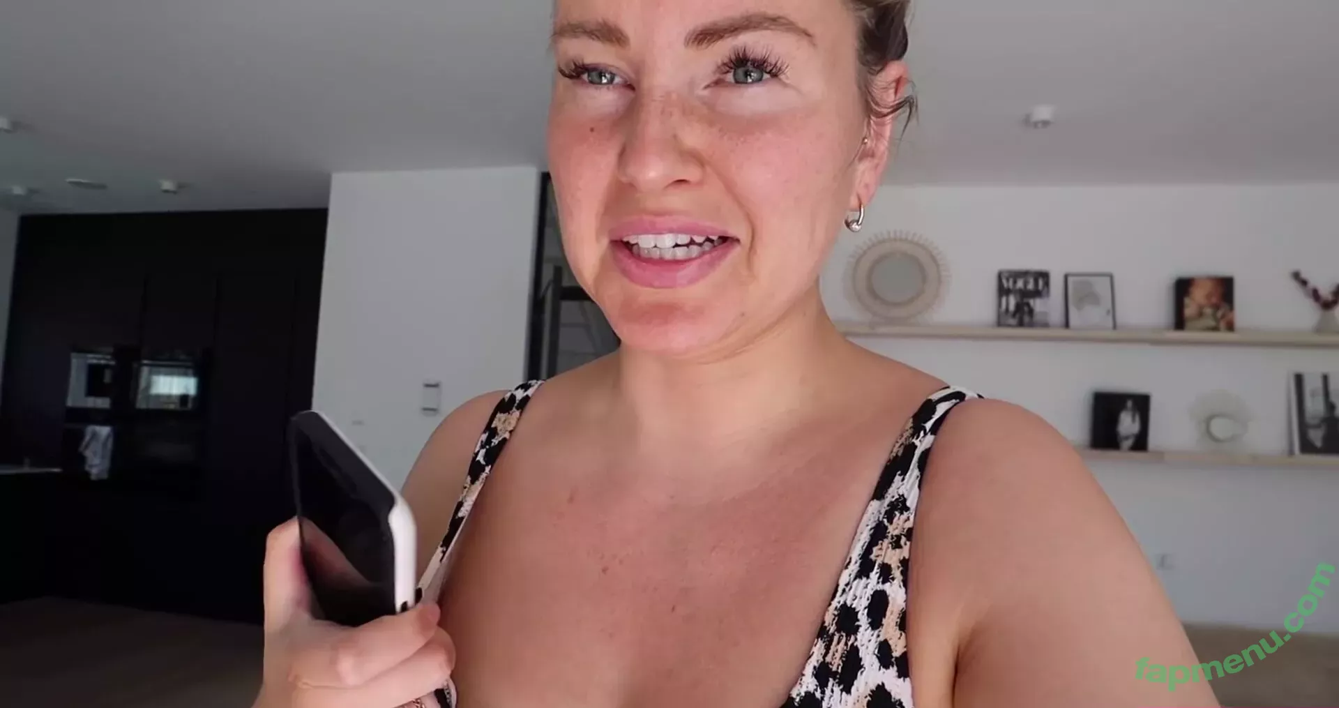 Maren Wolf nude photo #1268 (jellwolffree / marenwolf)