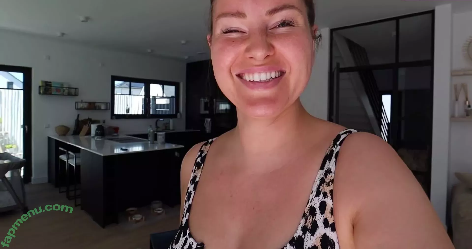 Maren Wolf nude photo #1269 (jellwolffree / marenwolf)