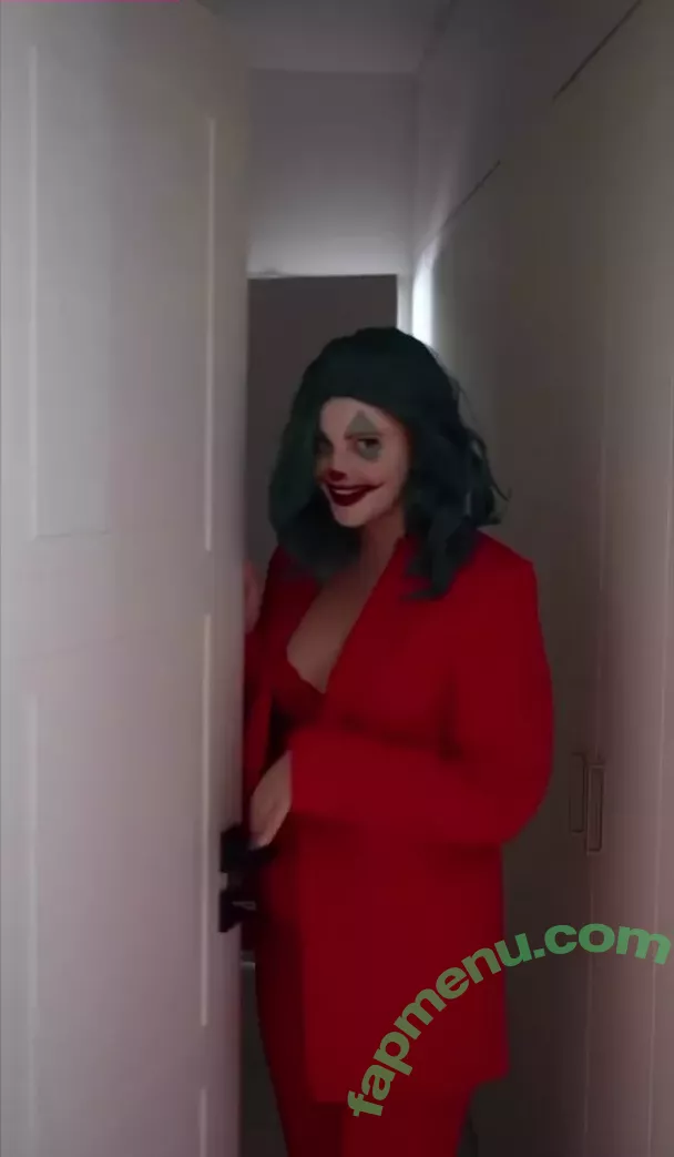 Maren Wolf nude photo #1317 (jellwolffree / marenwolf)