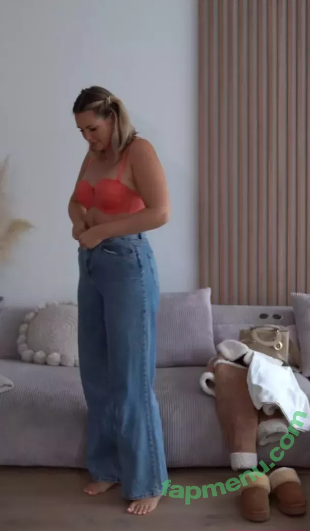 Maren Wolf nude photo #1324 (jellwolffree / marenwolf)