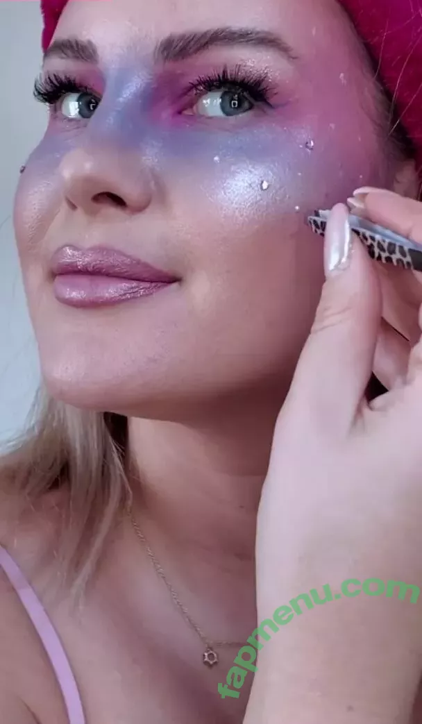 Maren Wolf nude photo #1583 (jellwolffree / marenwolf)