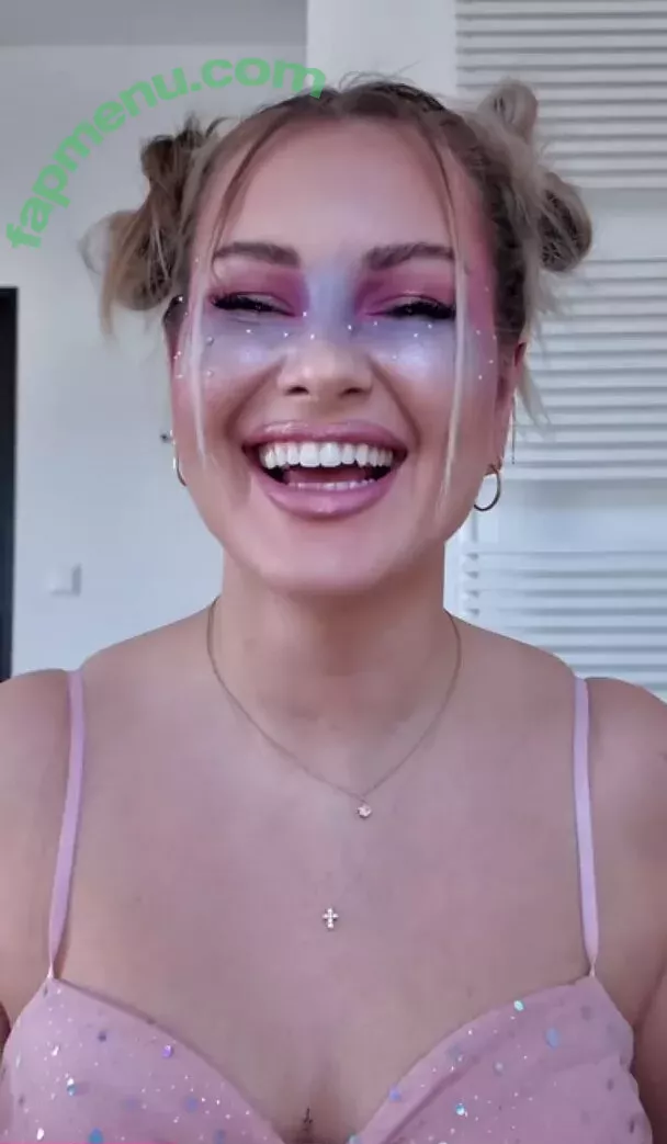 Maren Wolf nude photo #1584 (jellwolffree / marenwolf)