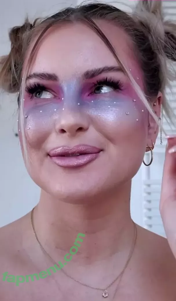 Maren Wolf nude photo #1588 (jellwolffree / marenwolf)