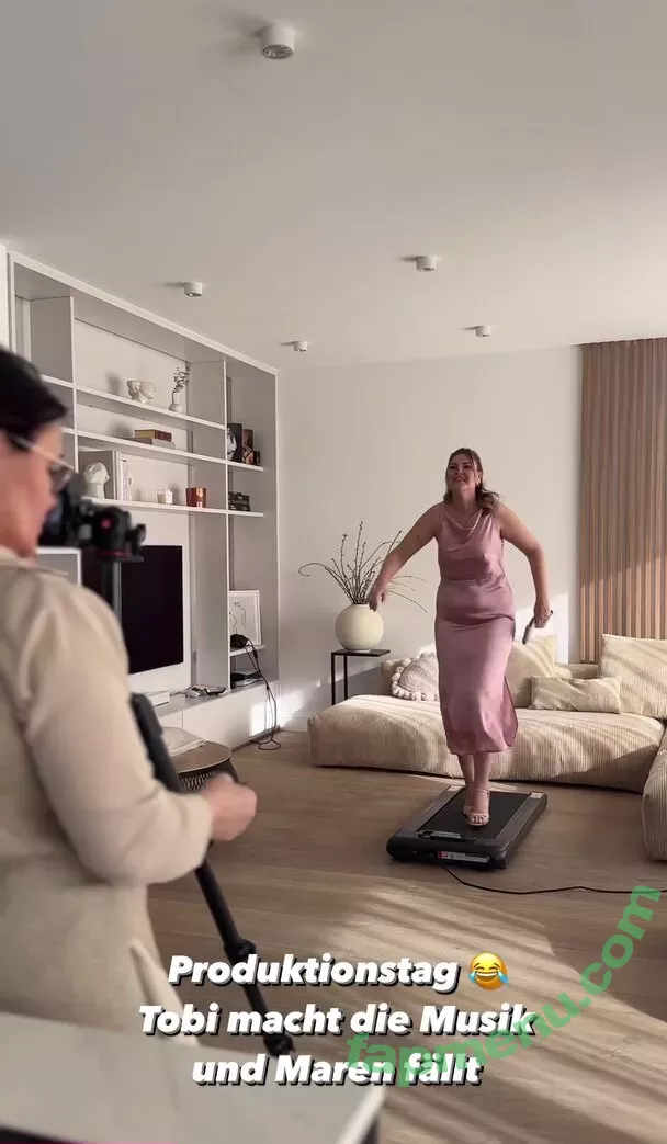 Maren Wolf nude photo #1594 (jellwolffree / marenwolf)