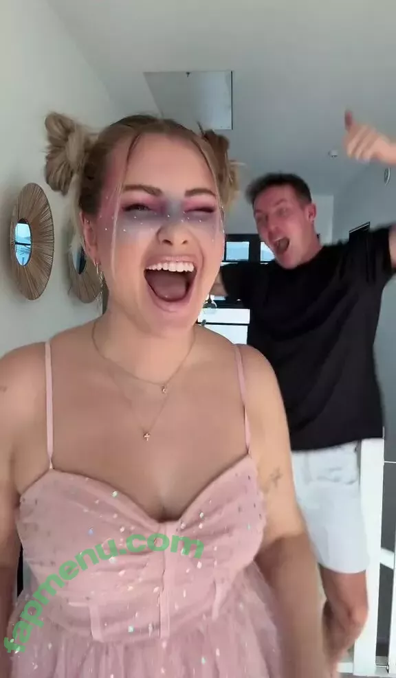 Maren Wolf nude photo #1629 (jellwolffree / marenwolf)