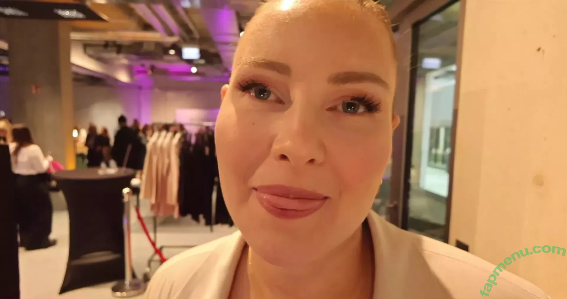 Maren Wolf nude photo #1673 (jellwolffree / marenwolf)