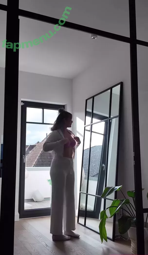 Maren Wolf nude photo #1778 (jellwolffree / marenwolf)