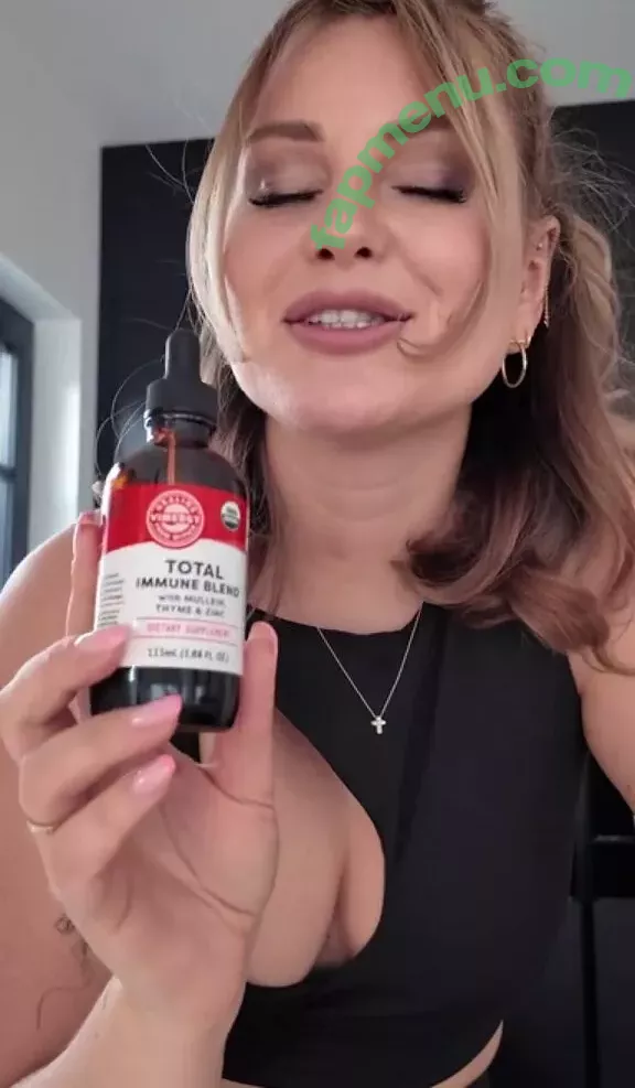 Maren Wolf nude photo #1827 (jellwolffree / marenwolf)