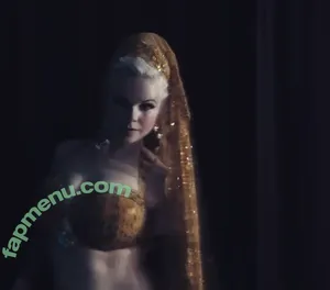 Margaret MacLennan / lauraselenzi nude photo #0029