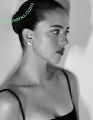 Margaret Qualley / margaretqualley nude photo #0310