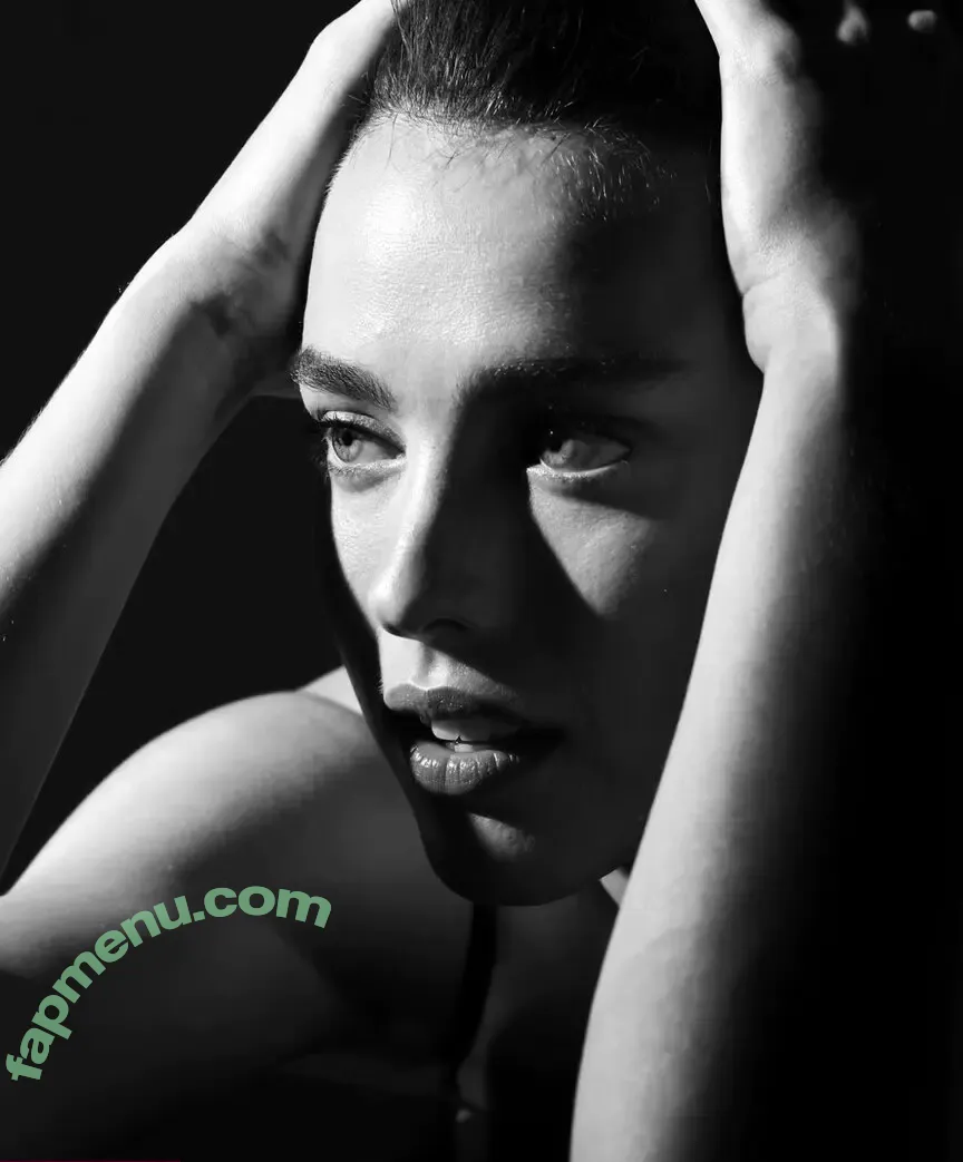 Margaret Qualley nude photo #0181 (margaretqualley)