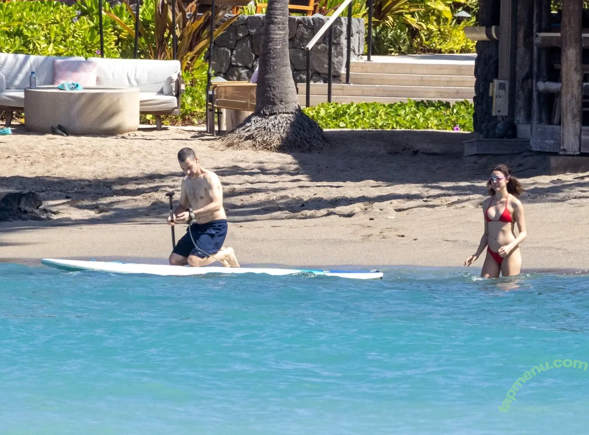 Margaret Qualley nude photo #0398 (SarahMargaretQualley / margaretqualley)