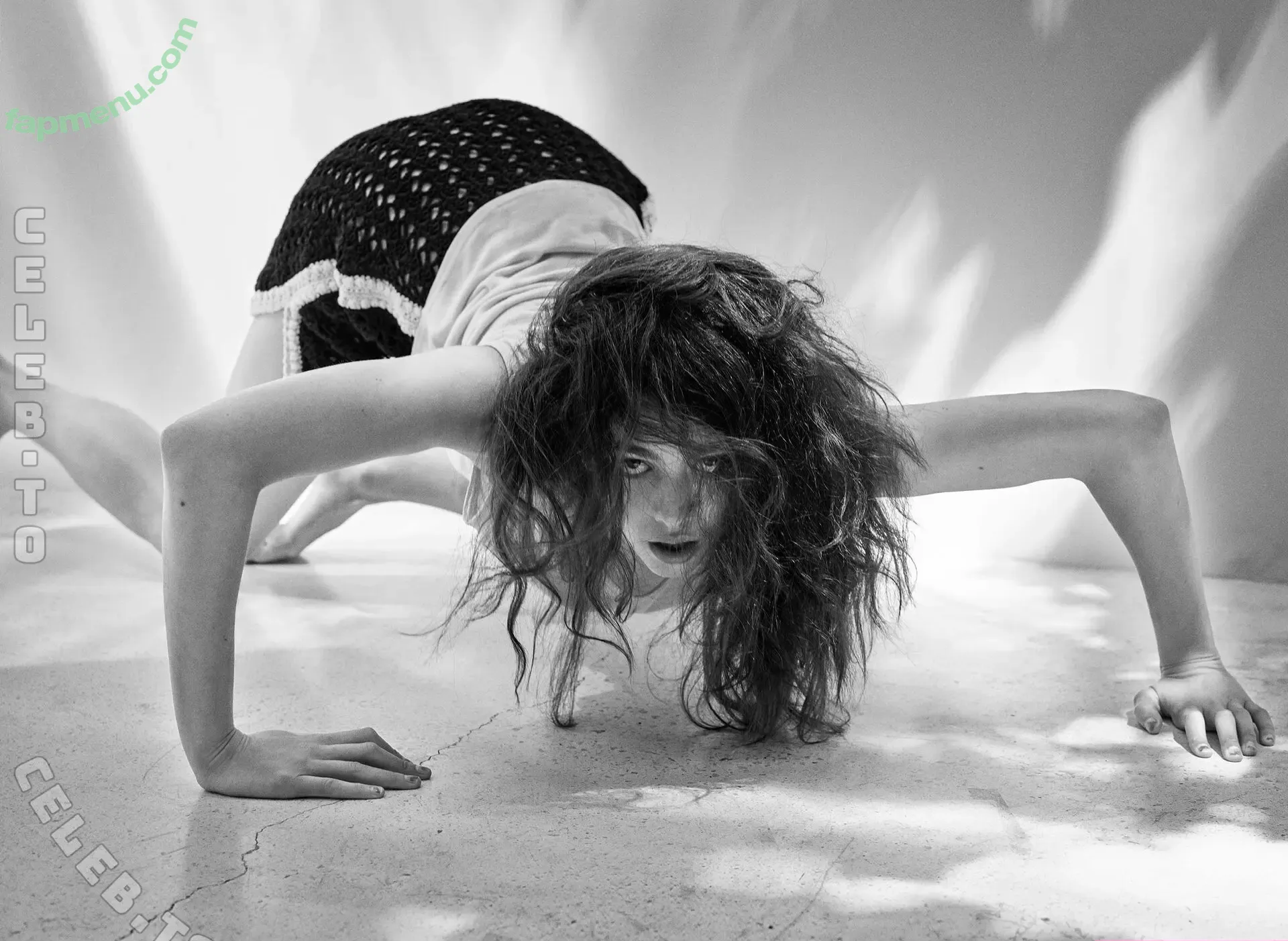 Margaret Qualley nude photo #0507 (SarahMargaretQualley / margaretqualley)