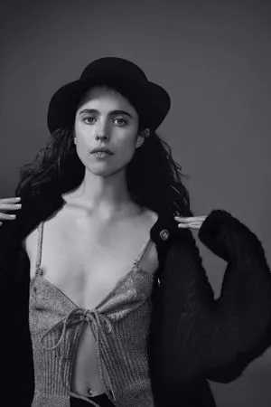 Margaret Qualley / margaretqualley nude photo #0046