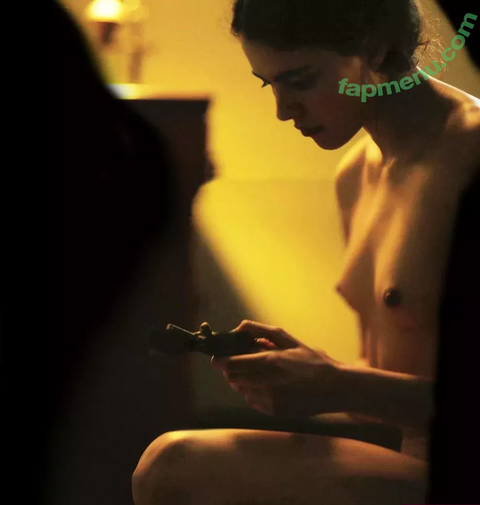 Margaret Qualley nude photo #0065 (margaretqualley)