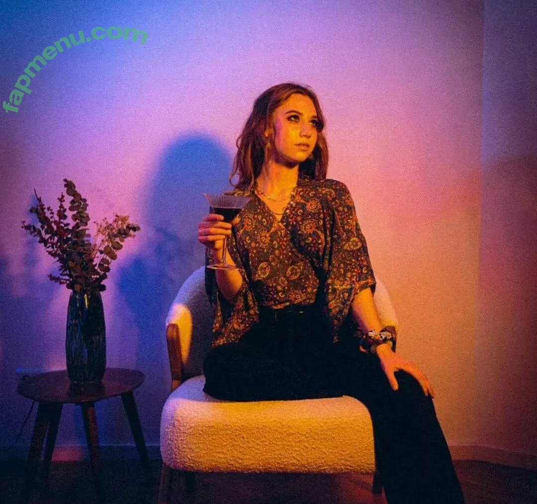 margo_leevony nude photo #0017 (margo_levine / margo_levony)