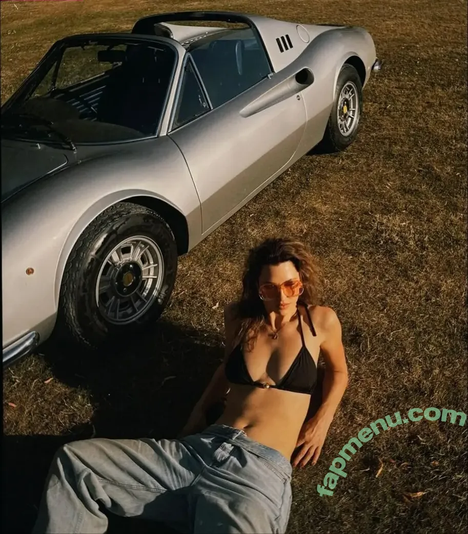 Margo Stilley nude photo #0015 (margostilley)