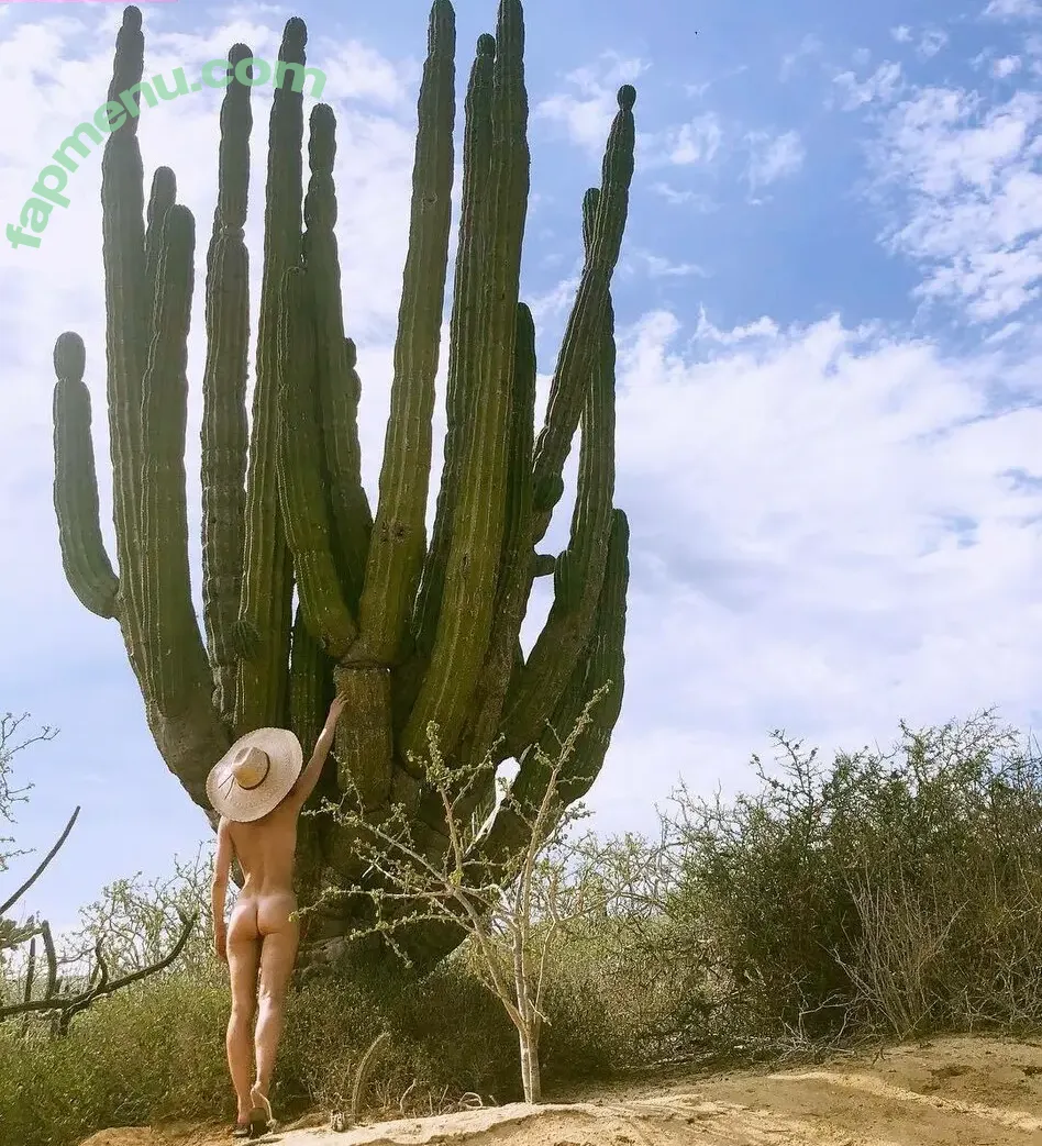 Margo Stilley nude photo #0018 (margostilley)