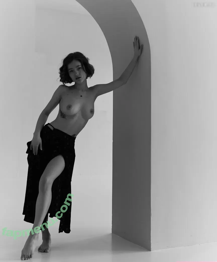 Margo Vishnevska nude photo #0029 (margonisshna / margooooooo / margoooooooo)