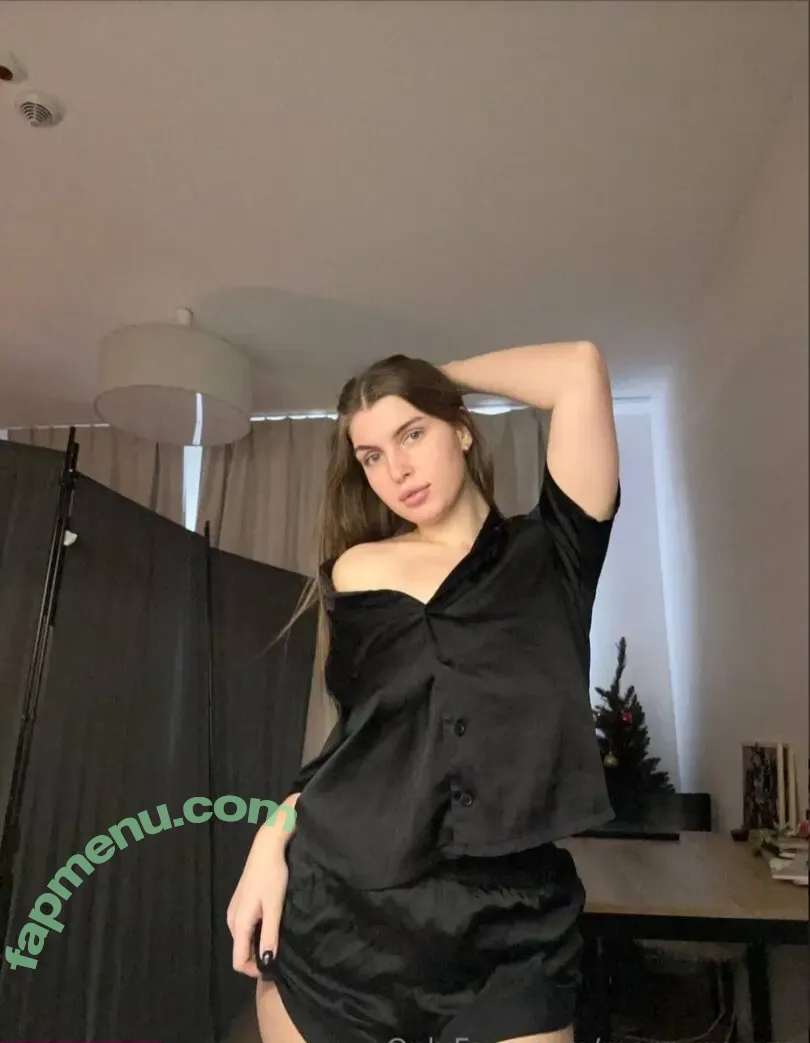 MargoCutieVip nude photo #0014 (margsqueeze)