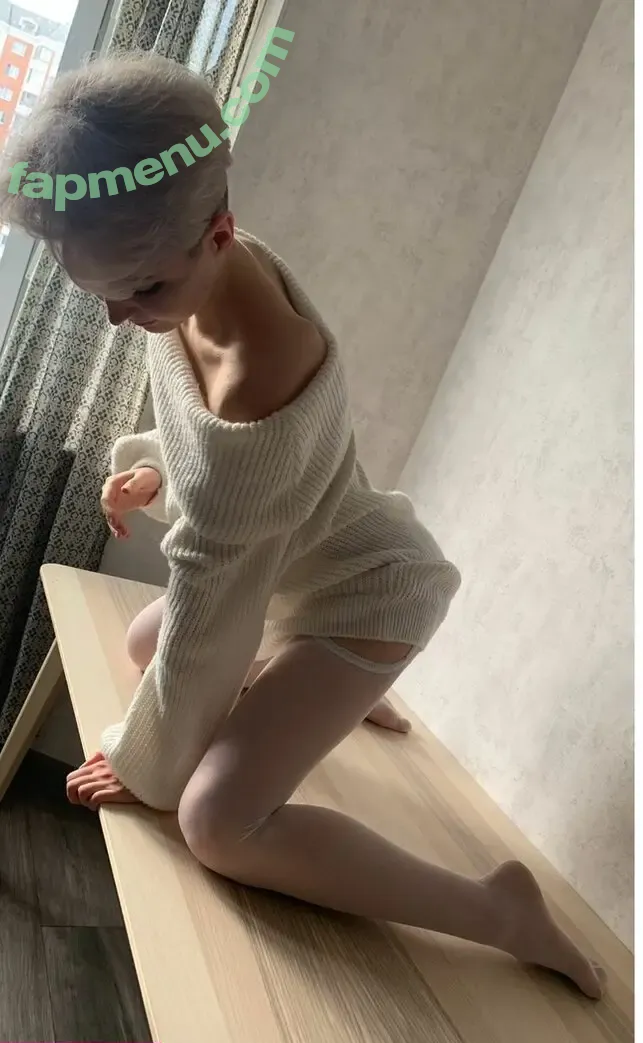 margokuz nude photo #0006 (margokuz_21)