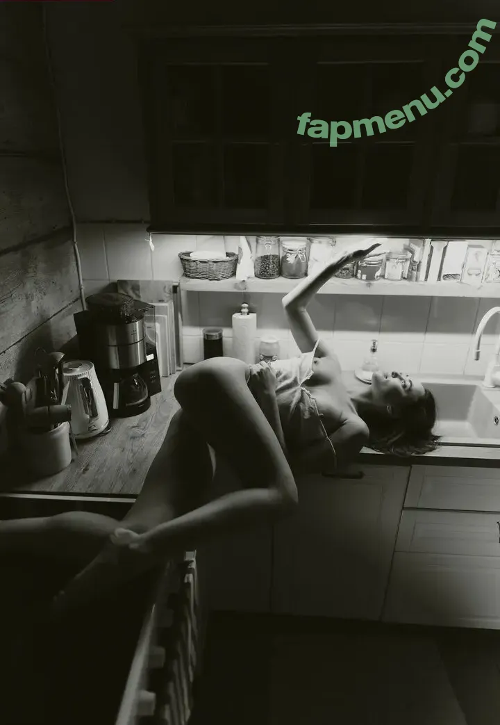 Margoreett nude photo #0572 (margoreett_ / margoritaonly)