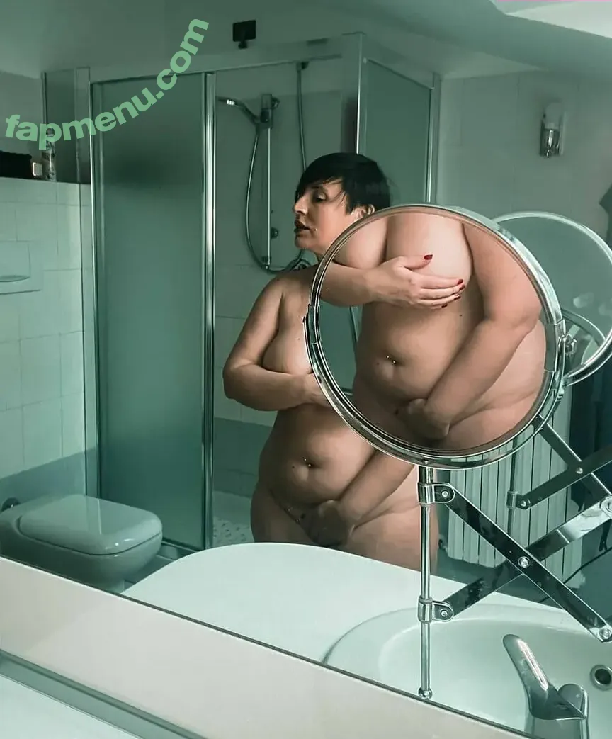 Margot Le Blanc nude photo #0005 (margot_le_blanc / muse_margot)