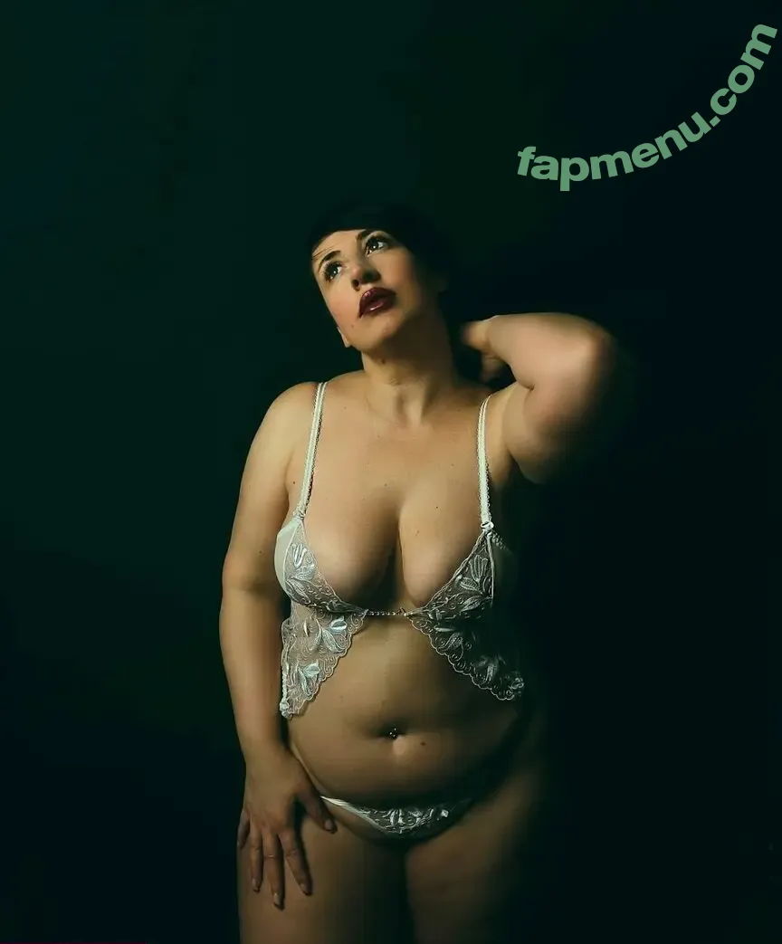 Margot Le Blanc nude photo #0022 (margot_le_blanc / muse_margot)