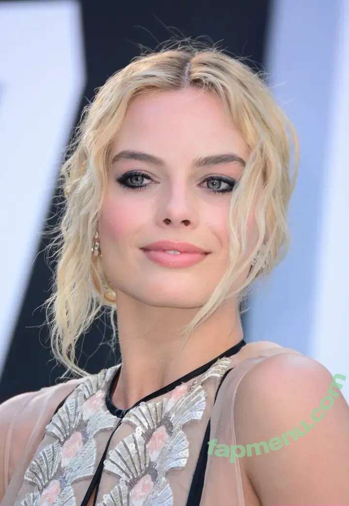 Margot Robbie nude photo #2169 (margotrobbie / margotrobbieofficial)