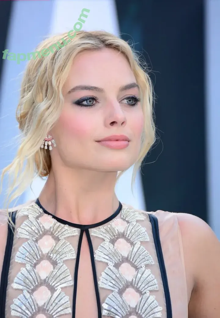 Margot Robbie nude photo #2170 (margotrobbie / margotrobbieofficial)