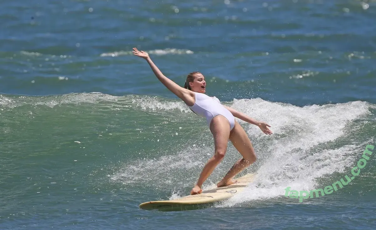 Margot Robbie nude photo #2188 (margotrobbie / margotrobbieofficial)