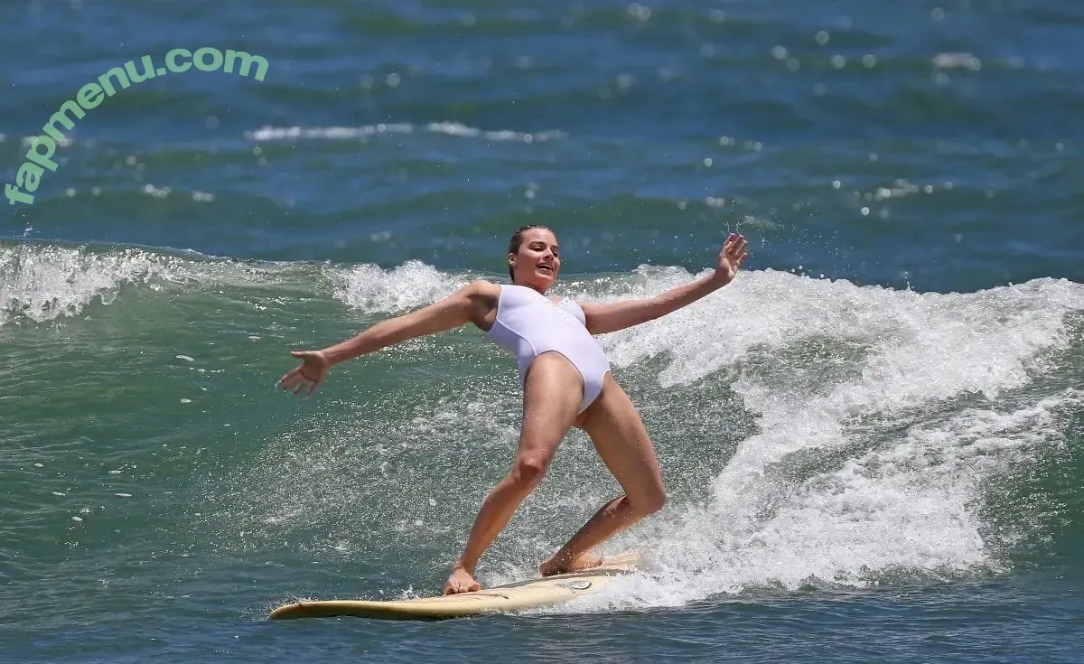 Margot Robbie nude photo #2190 (margotrobbie / margotrobbieofficial)