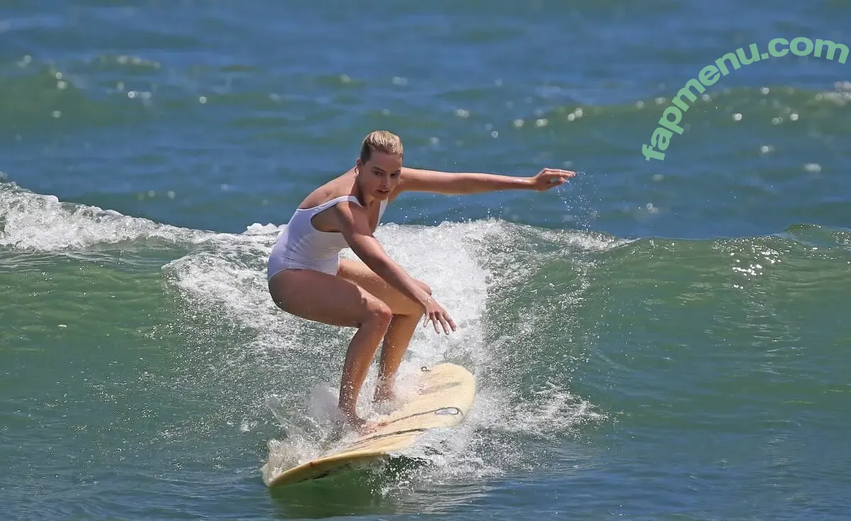 Margot Robbie nude photo #2208 (margotrobbie / margotrobbieofficial)