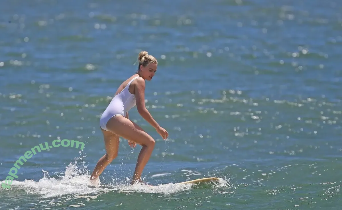 Margot Robbie nude photo #2220 (margotrobbie / margotrobbieofficial)