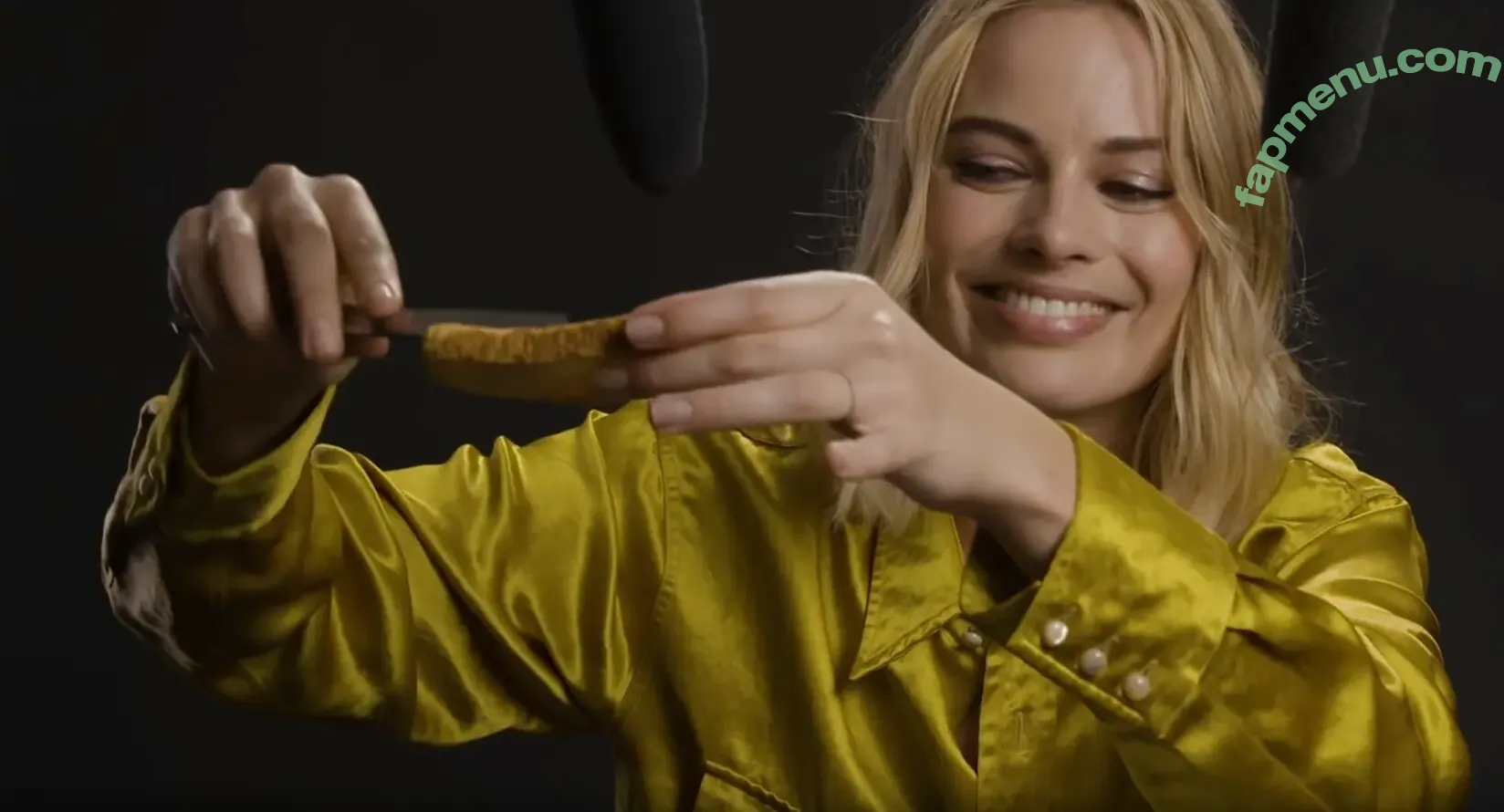 Margot Robbie nude photo #2284 (margotrobbie / margotrobbieofficial)