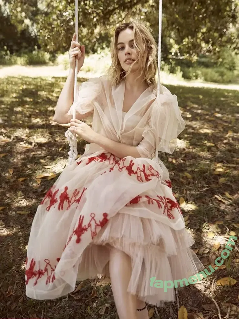 Margot Robbie nude photo #2330 (margotrobbie / margotrobbieofficial)