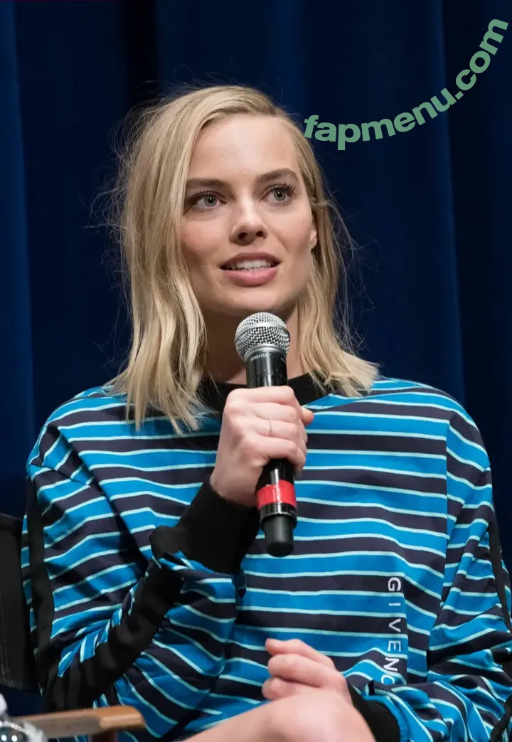 Margot Robbie nude photo #2424 (margotrobbie / margotrobbieofficial)