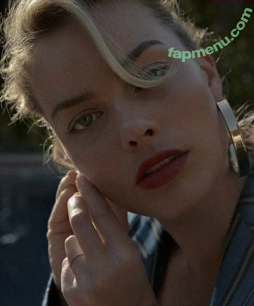 Margot Robbie nude photo #2432 (margotrobbie / margotrobbieofficial)