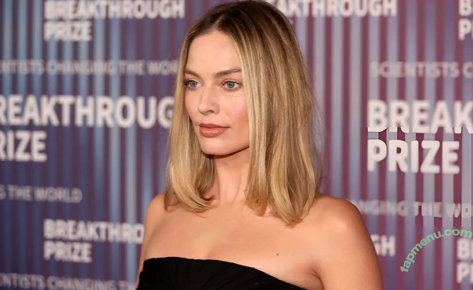 Margot Robbie nude photo #2451 (margotrobbie / margotrobbieofficial)