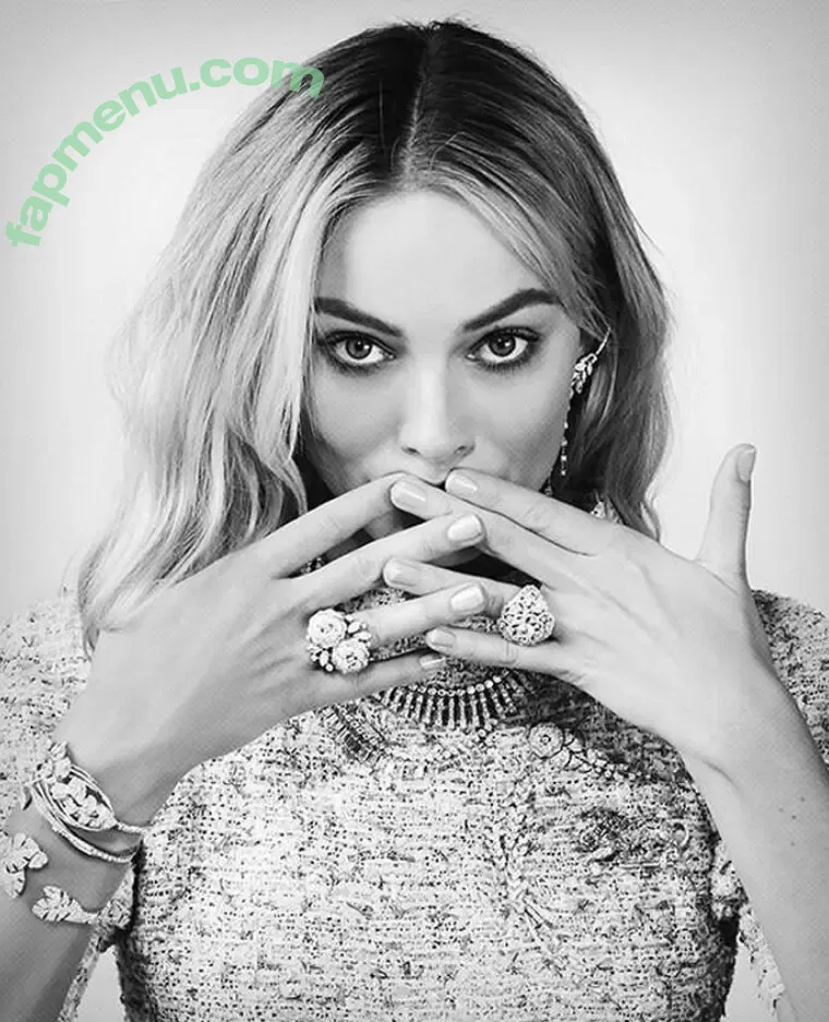 Margot Robbie nude photo #2466 (margotrobbie / margotrobbieofficial)