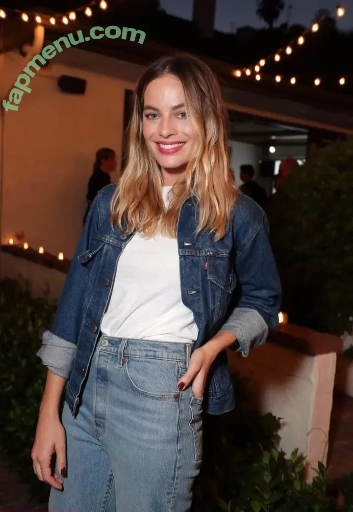 Margot Robbie nude photo #2468 (margotrobbie / margotrobbieofficial)