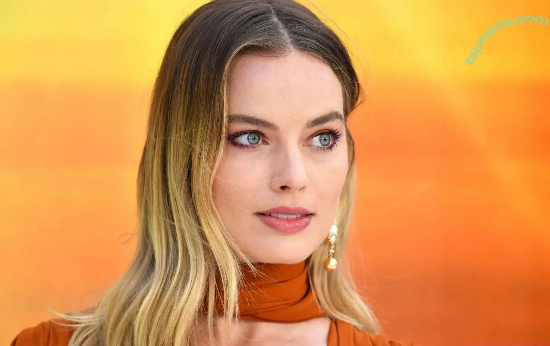 Margot Robbie nude photo #2480 (margotrobbie / margotrobbieofficial)