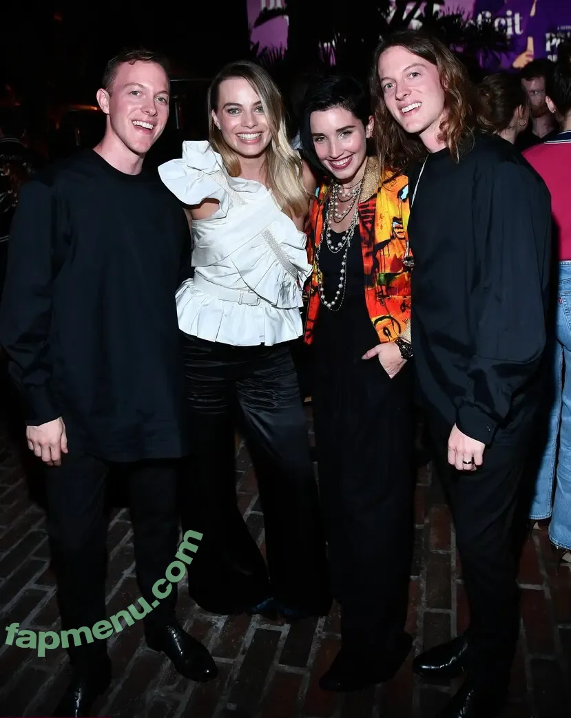 Margot Robbie nude photo #2510 (margotrobbie / margotrobbieofficial)