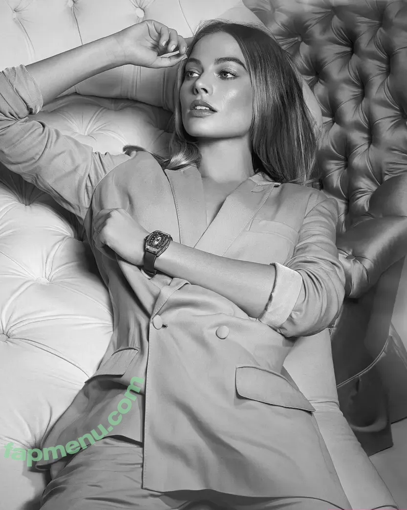 Margot Robbie nude photo #2544 (margotrobbie / margotrobbieofficial)