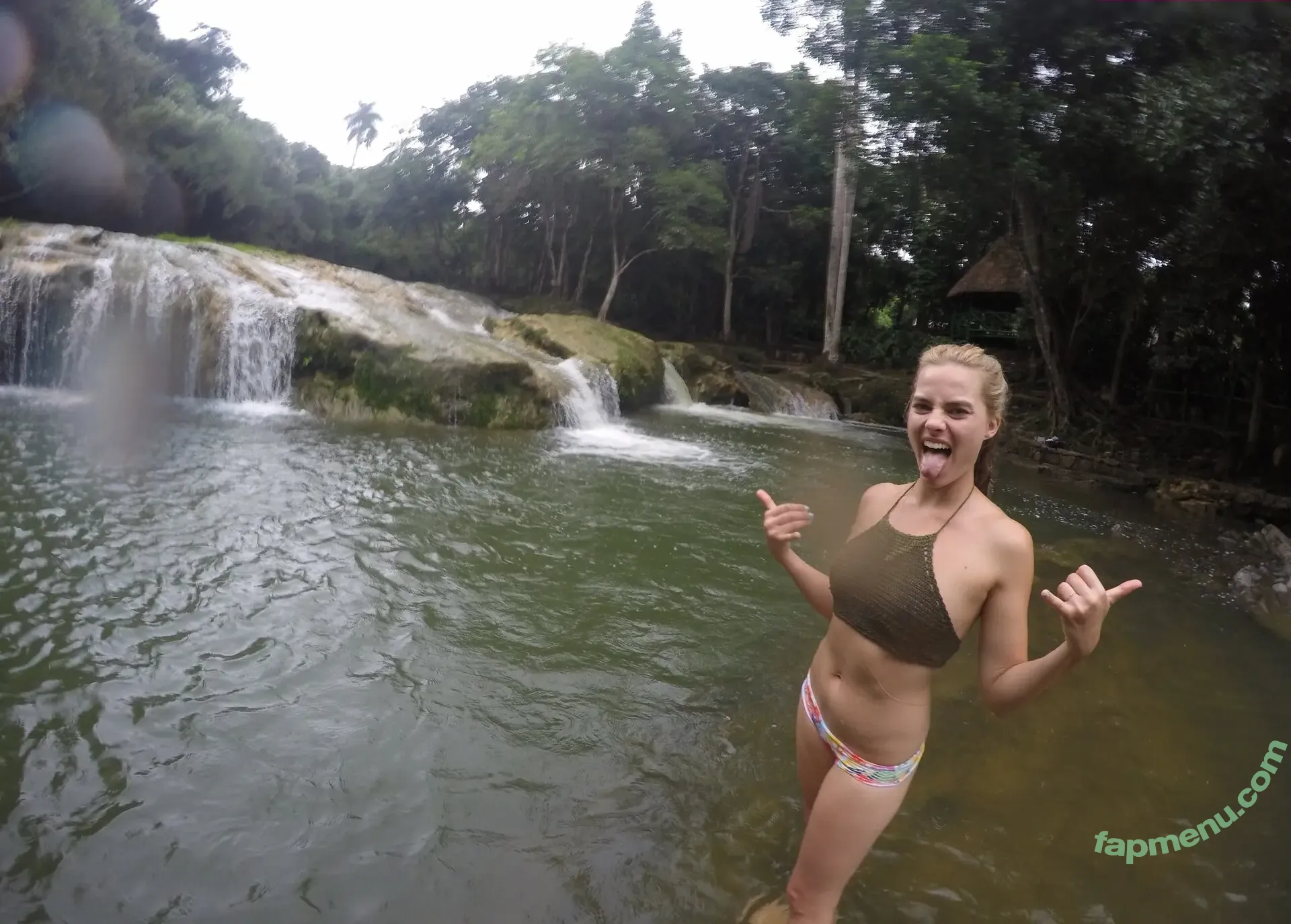 Margot Robbie nude photo #2597 (margotrobbie / margotrobbieofficial)